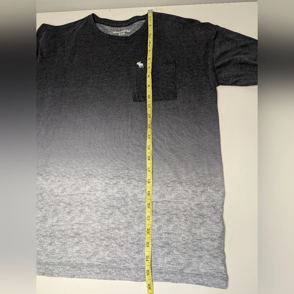 Abercrombie Kids Boys 13/14 Long Sleeve Shirt Black-Light Gray Gradient - Picture 9 of 9